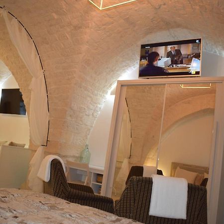 Sardedd White Luxury Villa ชิสแตร์นีโน ภายนอก รูปภาพ