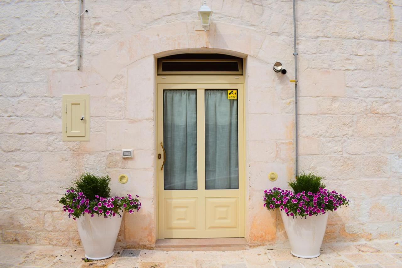 Sardedd White Luxury Villa ชิสแตร์นีโน ภายนอก รูปภาพ