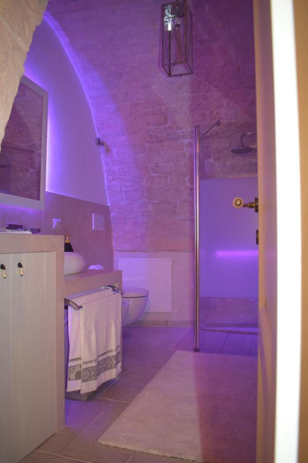 Sardedd White Luxury Villa ชิสแตร์นีโน ภายนอก รูปภาพ